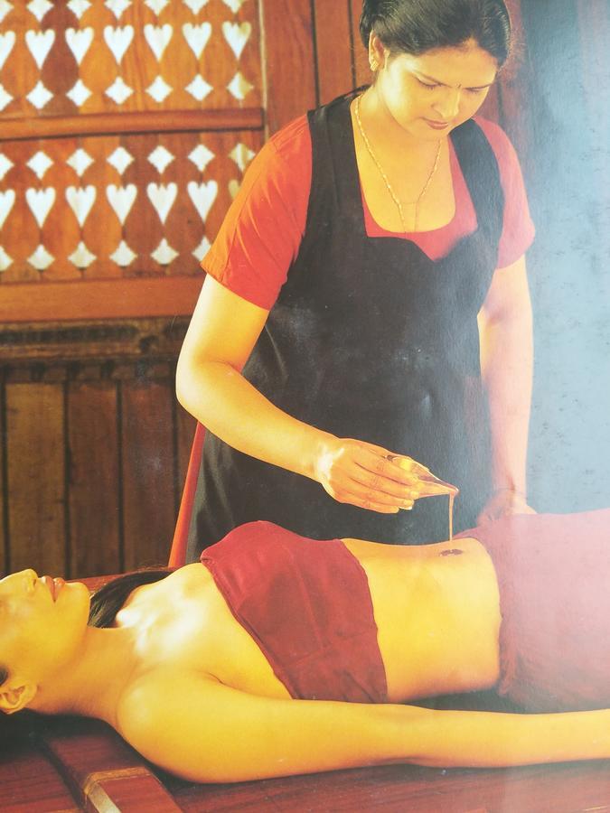 Pozhiyoram Ayurveda Beach Resort Alappuzha Екстериор снимка