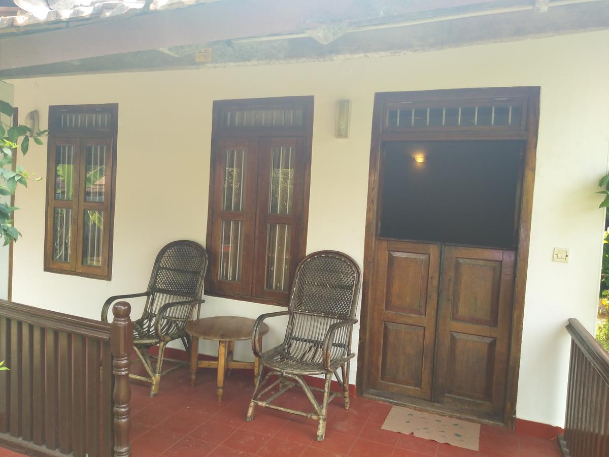 Pozhiyoram Ayurveda Beach Resort Alappuzha Екстериор снимка