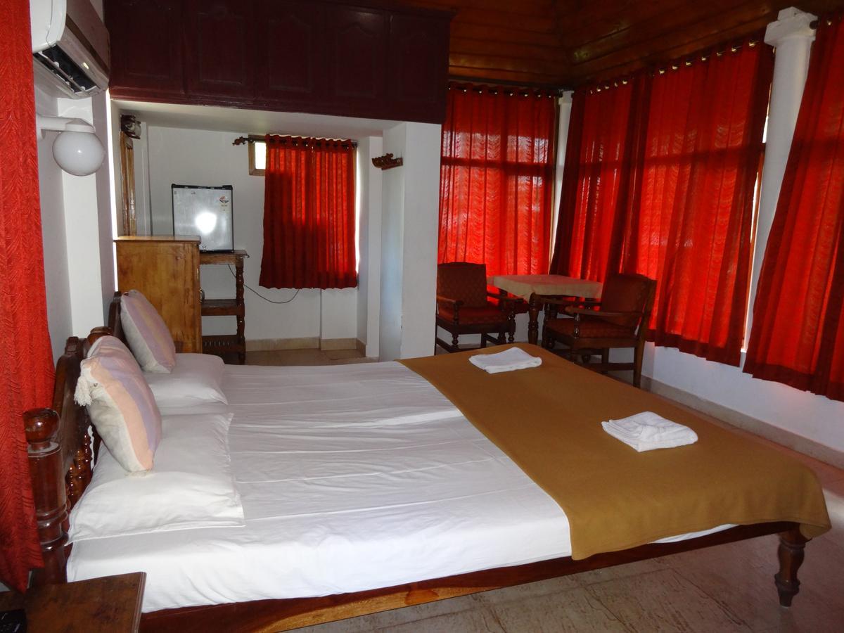 Pozhiyoram Ayurveda Beach Resort Alappuzha Екстериор снимка