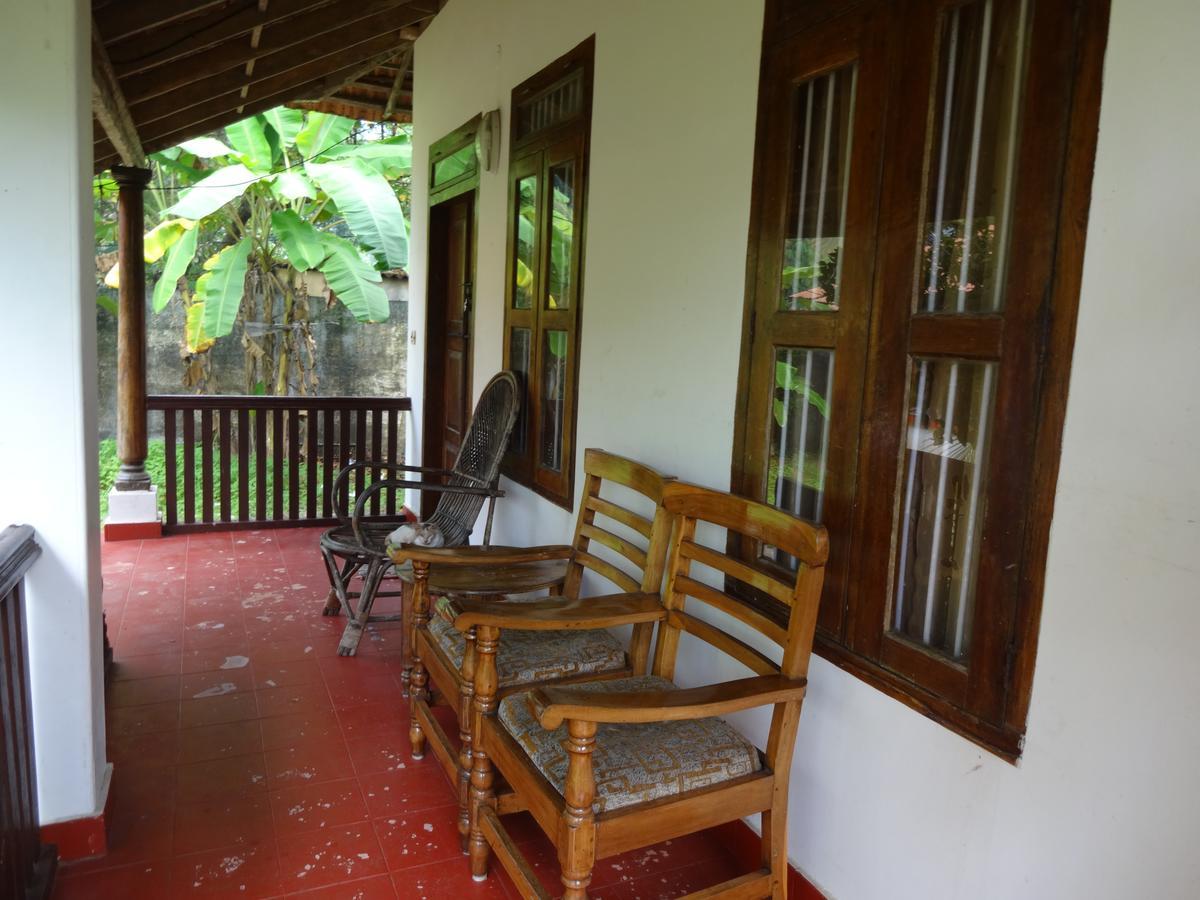 Pozhiyoram Ayurveda Beach Resort Alappuzha Екстериор снимка